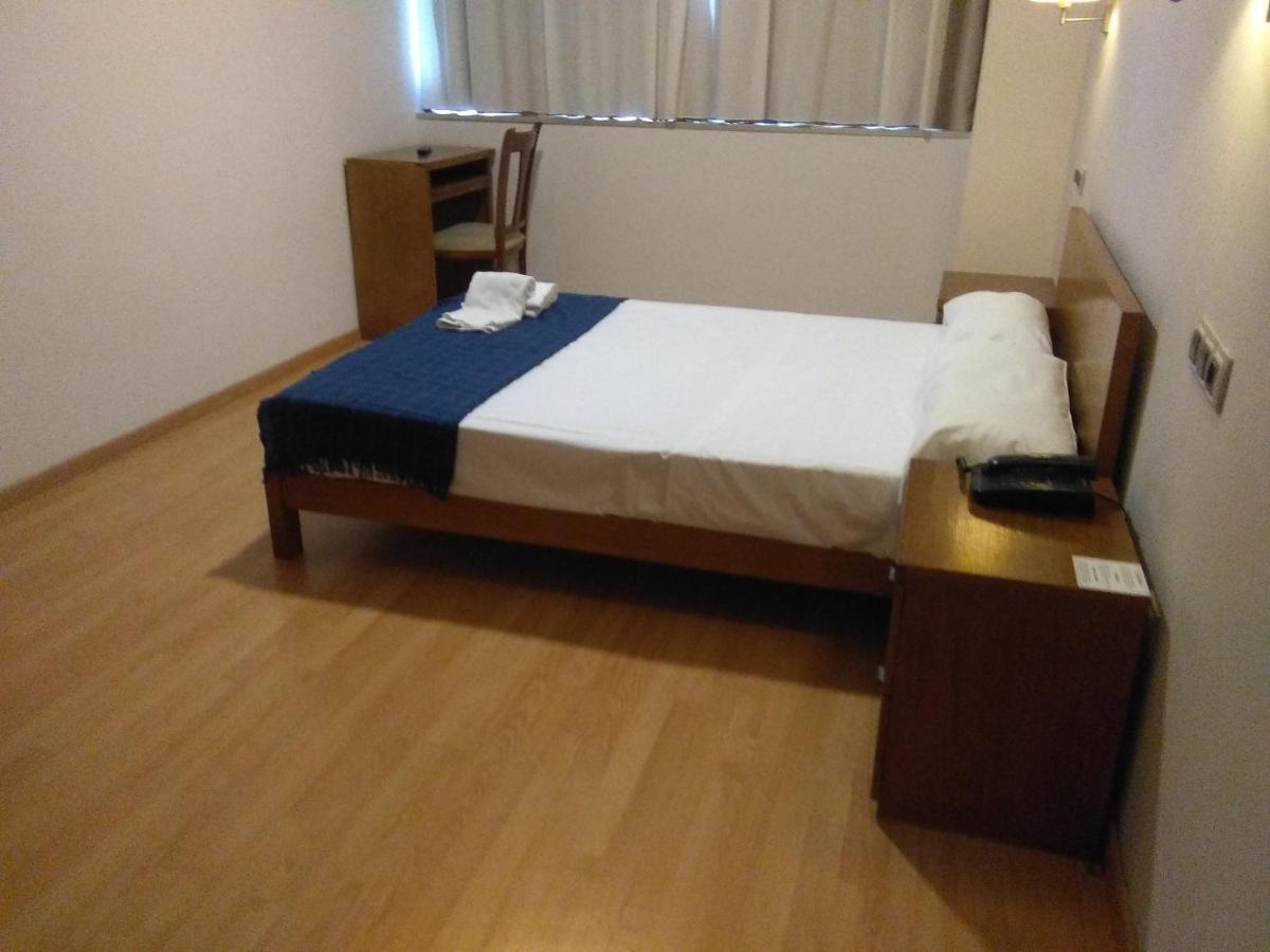 Hotel Ciudad De โกเรยา ภายนอก รูปภาพ