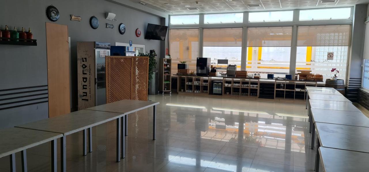 Hotel Ciudad De โกเรยา ภายนอก รูปภาพ